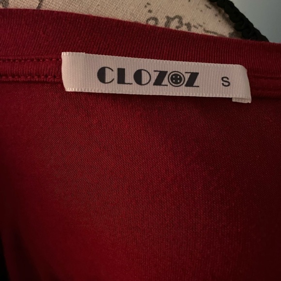 Women's V-Neck Long Sleeve Top - Red - Picture 4 of 4